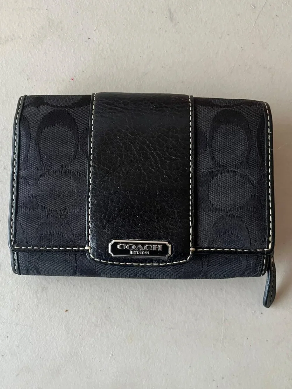 Coach Small Wallet - Picture 1 of 7